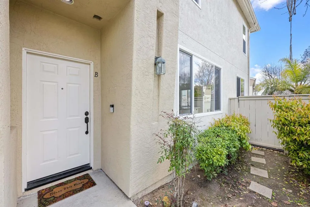 https://cdn.realtyfeed.com/cdn/127/306415552/a26ceeac6f9961164f52a787a2713e83.webp