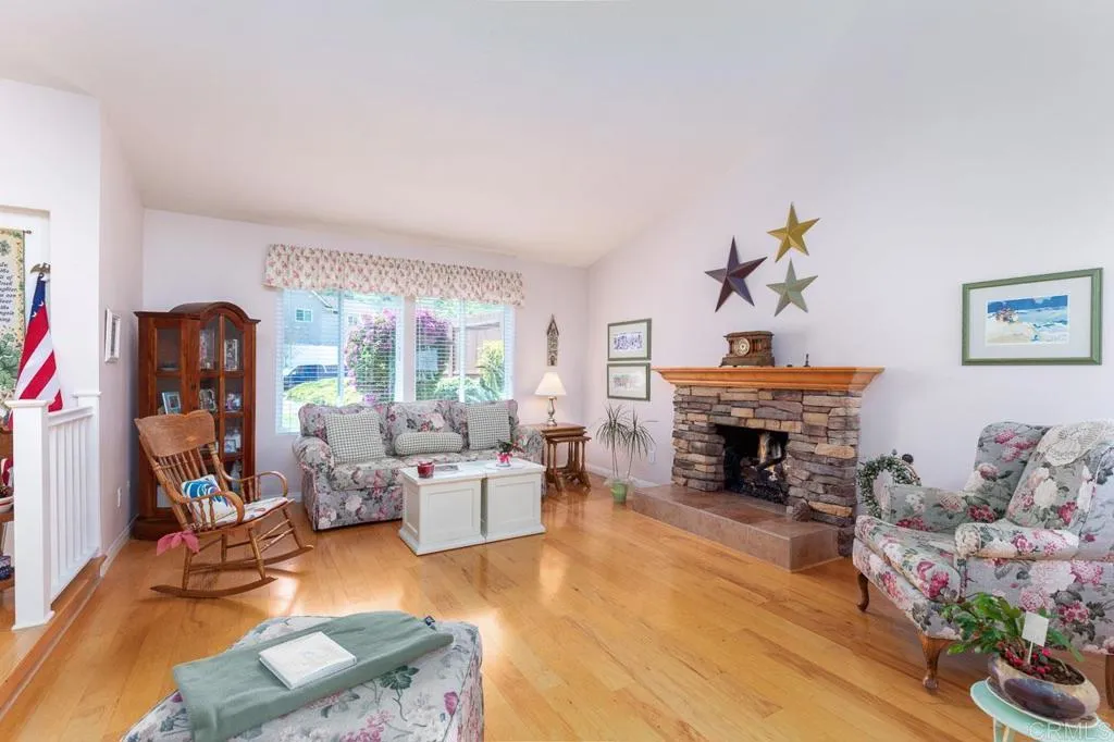 https://cdn.realtyfeed.com/cdn/127/306415632/e78beee195bc0fa38147cb67deca9b32.webp