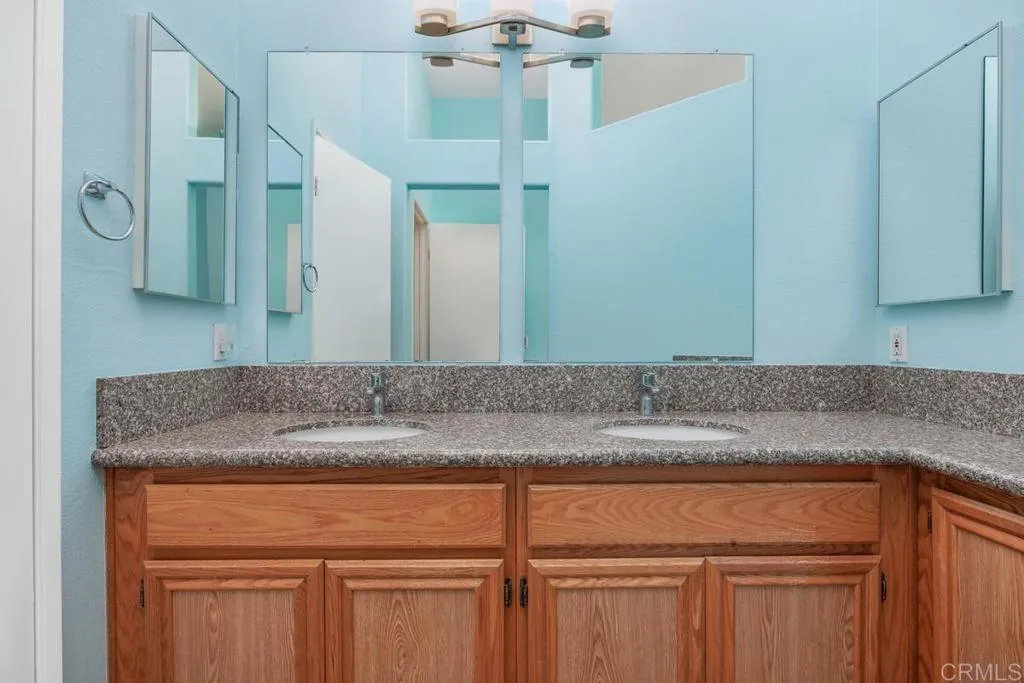 https://cdn.realtyfeed.com/cdn/127/306415729/20efad50c72a6d0ca4f9caccd4dda1b2.webp