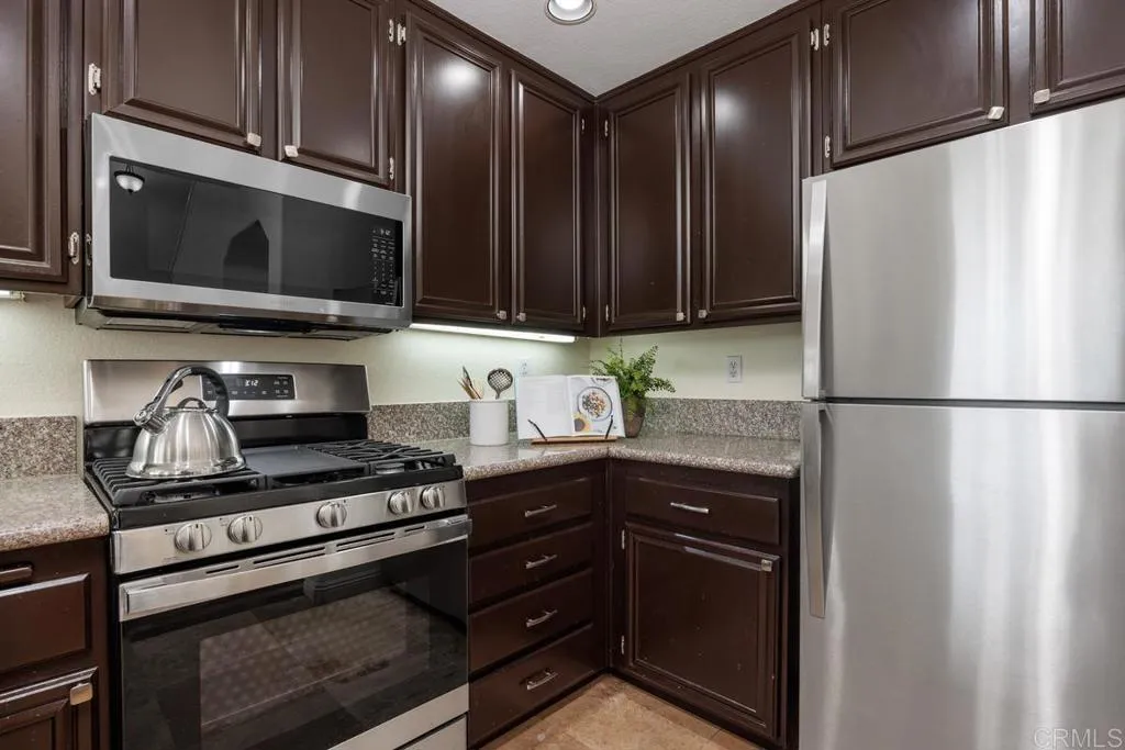 https://cdn.realtyfeed.com/cdn/127/306415729/29ea210213e27c89b4aead9bba09de49.webp