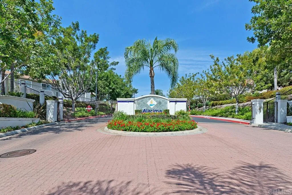 https://cdn.realtyfeed.com/cdn/127/306415729/4d84add3277b9787626153423a77ffda.webp