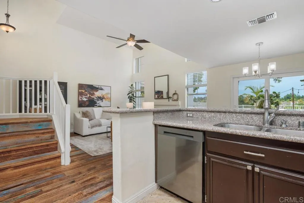 https://cdn.realtyfeed.com/cdn/127/306415729/c925c0ab7d02cf8c0b40e36920606eb7.webp