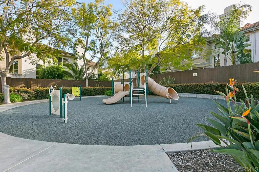 https://cdn.realtyfeed.com/cdn/127/306415729/d9abb103c767d7672e8c6ac7fc6a18ad.webp