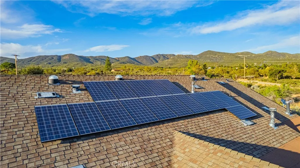 https://cdn.realtyfeed.com/cdn/127/306415863/0fd993575ab274d6378832edf526074b.webp