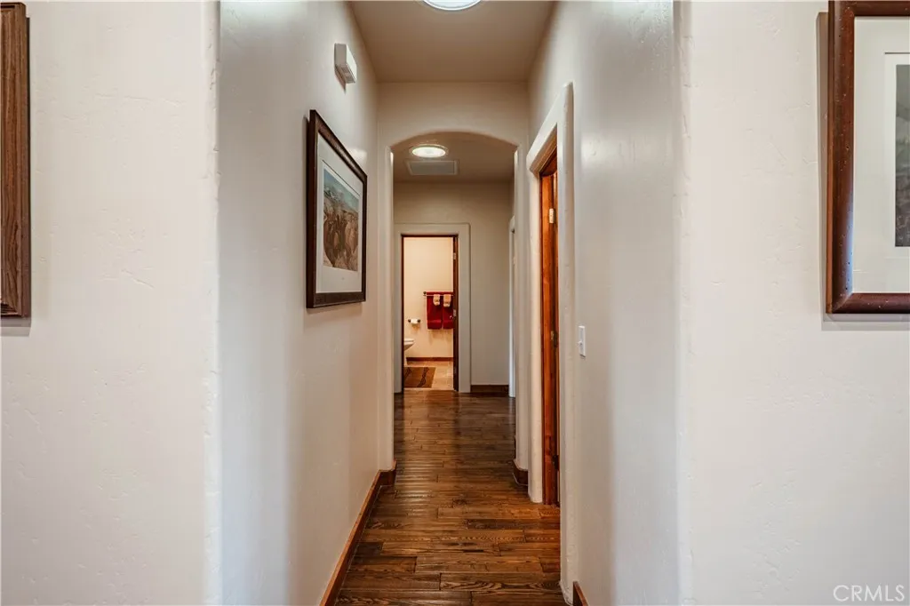 https://cdn.realtyfeed.com/cdn/127/306415863/15abb3bdb54f0d4dd6e9132254a14b11.webp