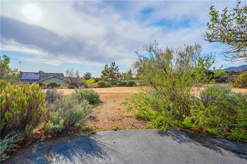 https://cdn.realtyfeed.com/cdn/127/306415863/337e9a3a4e082bb0a7249352af0ea98e.webp
