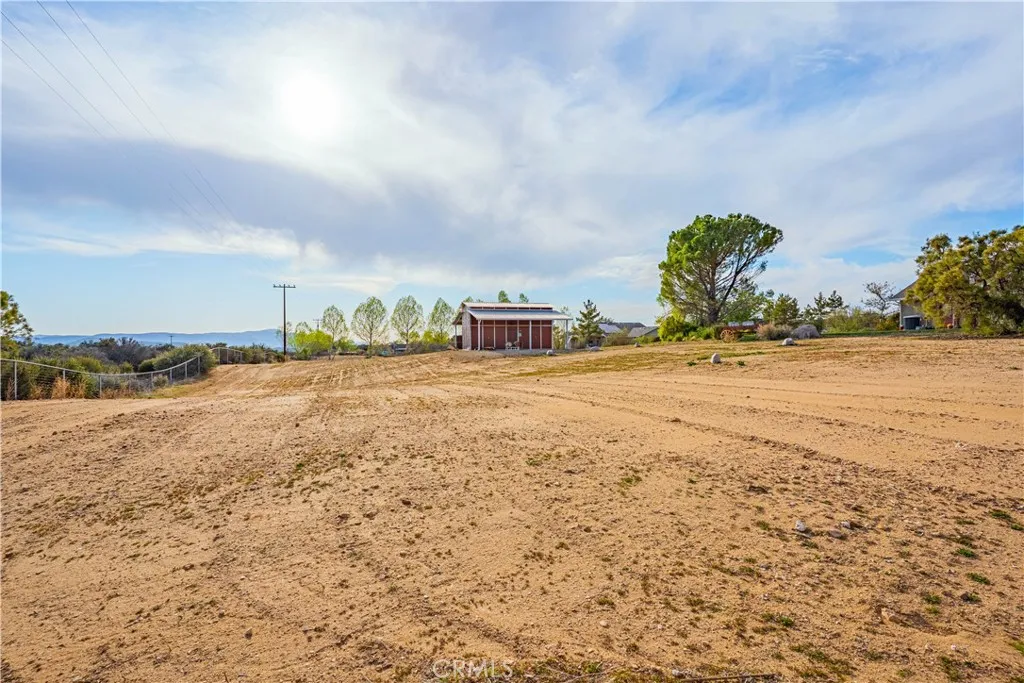 https://cdn.realtyfeed.com/cdn/127/306415863/46bf9542b040e408ae5b088a9ac16953.webp