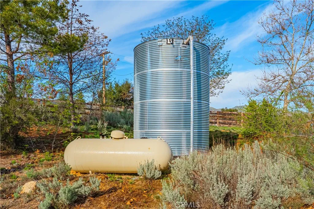 https://cdn.realtyfeed.com/cdn/127/306415863/578aceca3b1e079bc96b3575f5422e3f.webp
