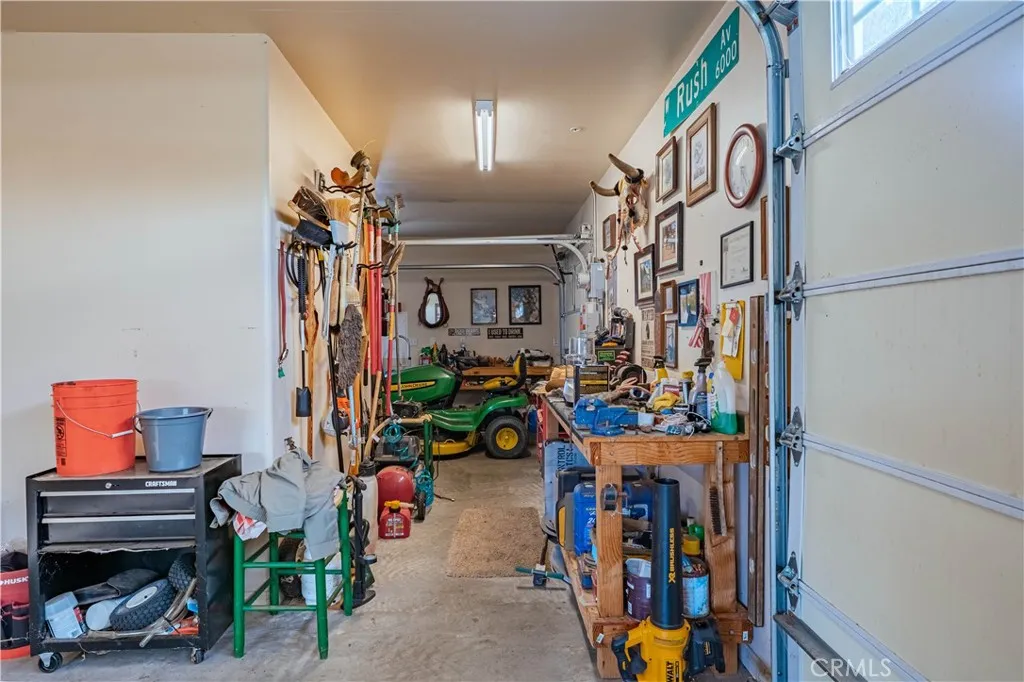 https://cdn.realtyfeed.com/cdn/127/306415863/7de9aa1ccf1348148648dd39a9904733.webp