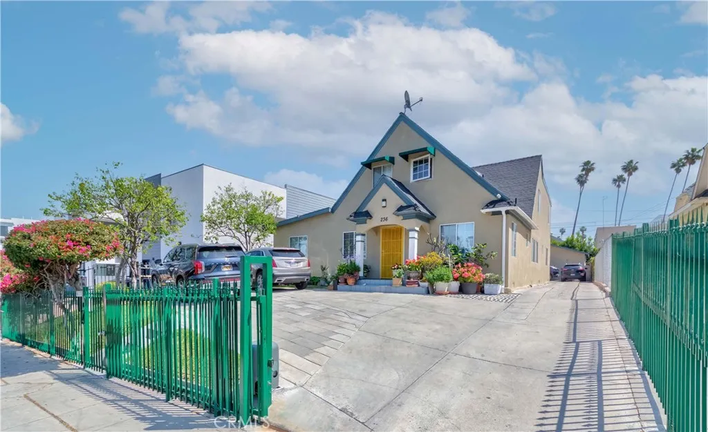 236 N Catalina Street, Los Angeles, Ca 90004 - Photo 2 of 23, Los Angeles, CA