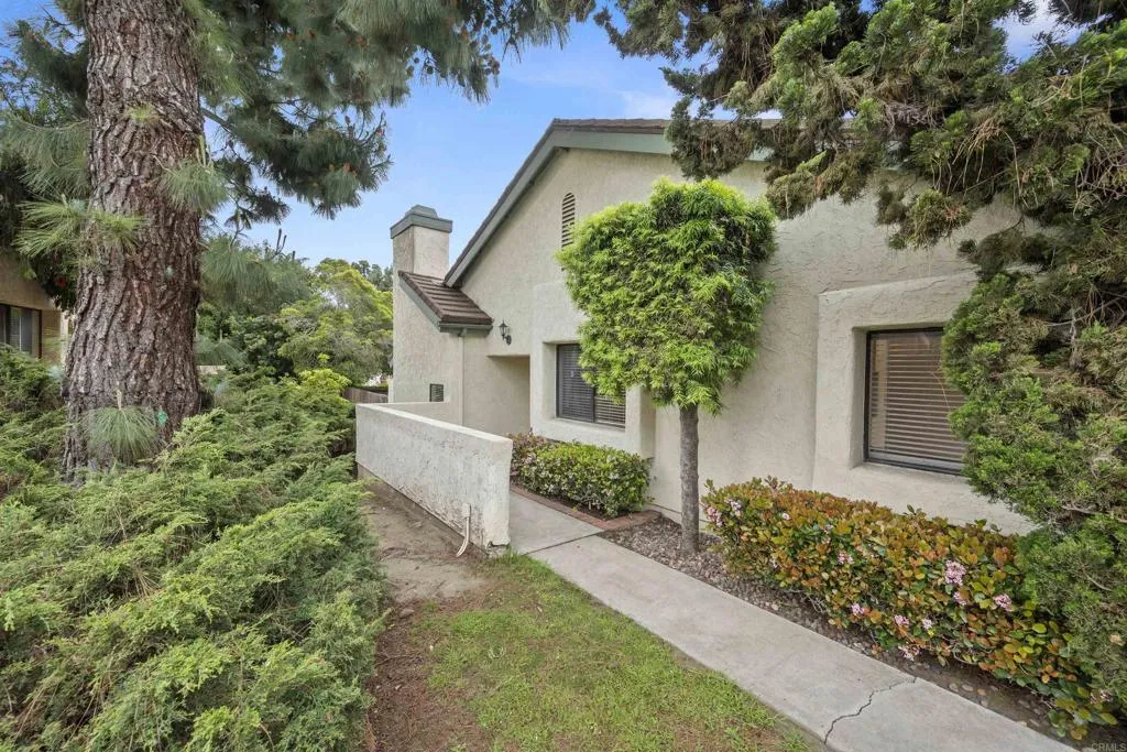 More Details about MLS # PTP2502699 : 826 CINNAMON COURT