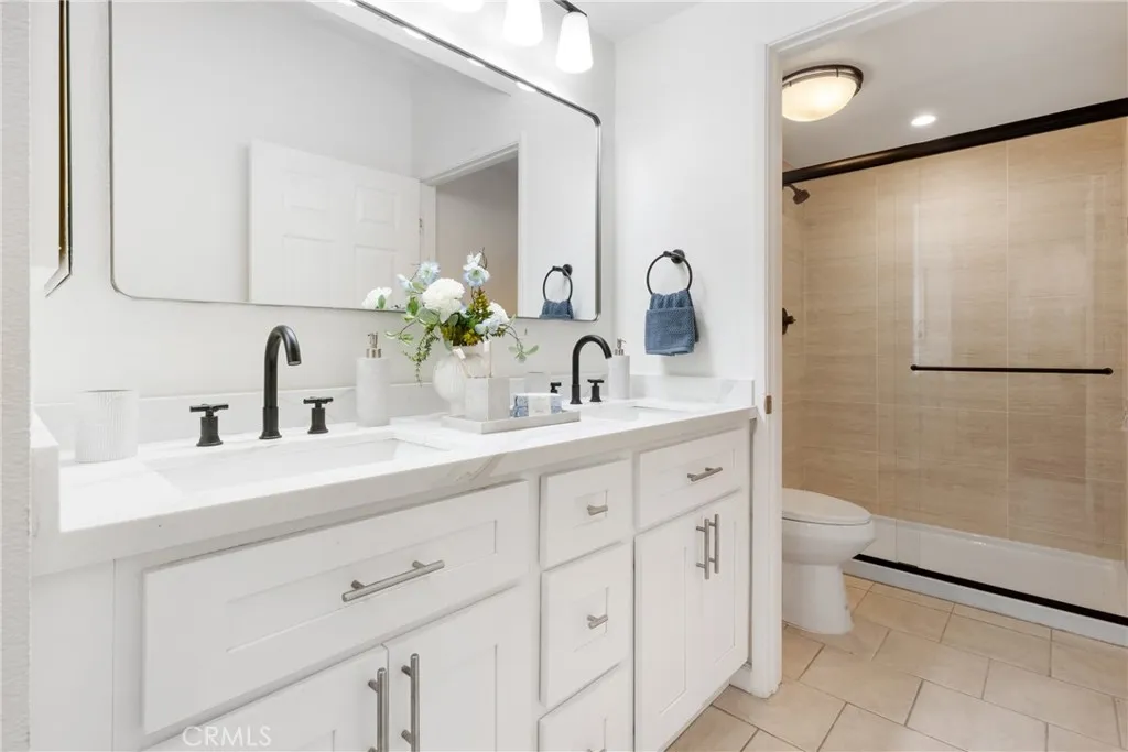 https://cdn.realtyfeed.com/cdn/127/306416106/6d479b6efccc506f25727261b66733cb.webp