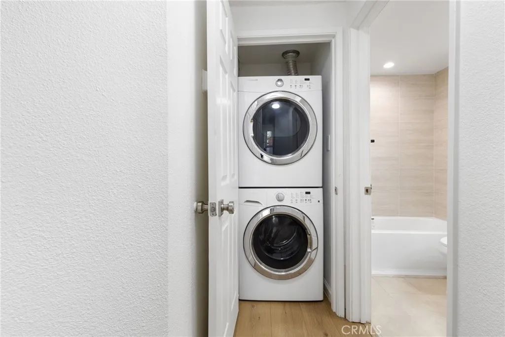 https://cdn.realtyfeed.com/cdn/127/306416106/848d47726c61ff73cbdf3467ead0a4d5.webp