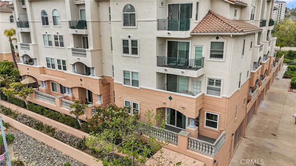 https://cdn.realtyfeed.com/cdn/127/306416106/c2a0f82cb477e73ff37a9964c35baaee.webp