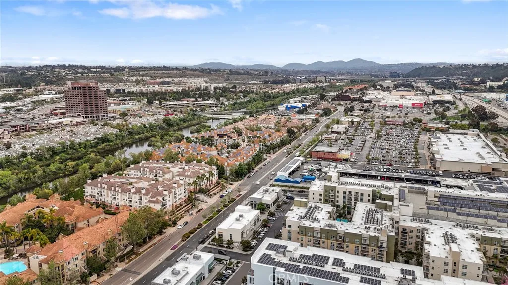 https://cdn.realtyfeed.com/cdn/127/306416106/ef9960cded32d00c7195efc375579730.webp