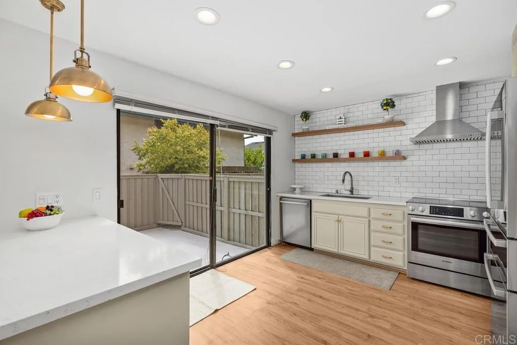 https://cdn.realtyfeed.com/cdn/127/306416163/4c0fbeb3eacda70dd93706ba8ec41231.webp