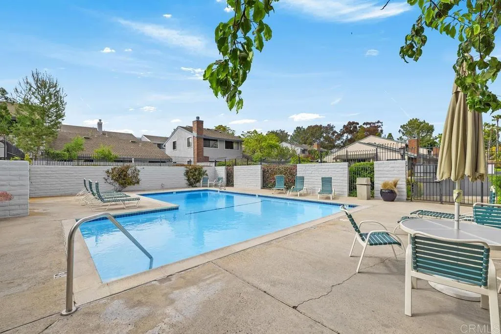 https://cdn.realtyfeed.com/cdn/127/306416163/bcb17aec6715446ba8292b25525a7d57.webp