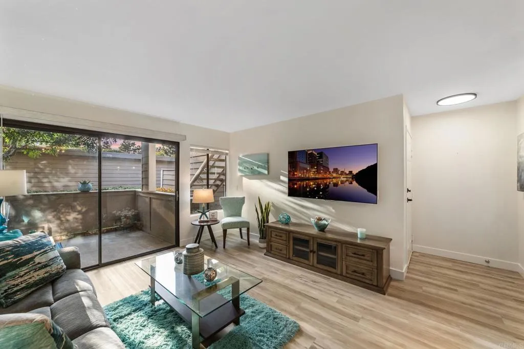 https://cdn.realtyfeed.com/cdn/127/306416297/1055abdda5f30a376f8766a0371137ea.webp