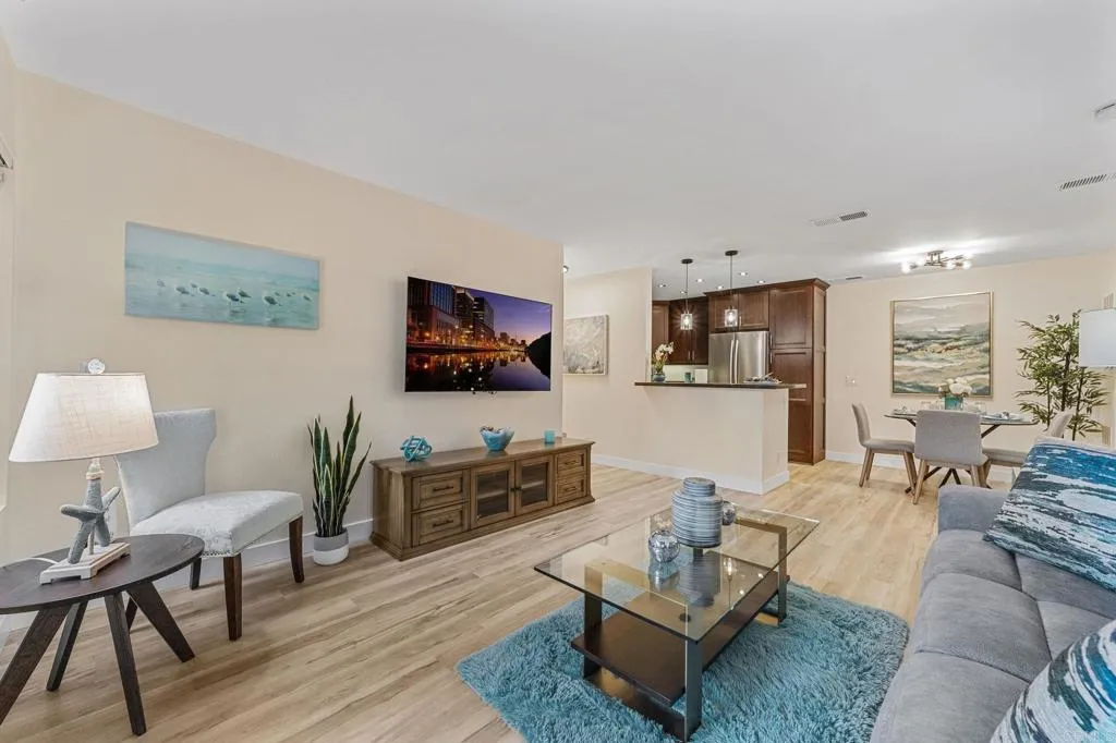 https://cdn.realtyfeed.com/cdn/127/306416297/5faba907ac54eaa5be680d9e7d405a81.webp