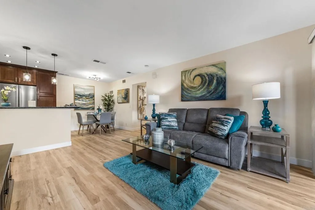 https://cdn.realtyfeed.com/cdn/127/306416297/a434846051674b2c790a6a6eacdd7f35.webp