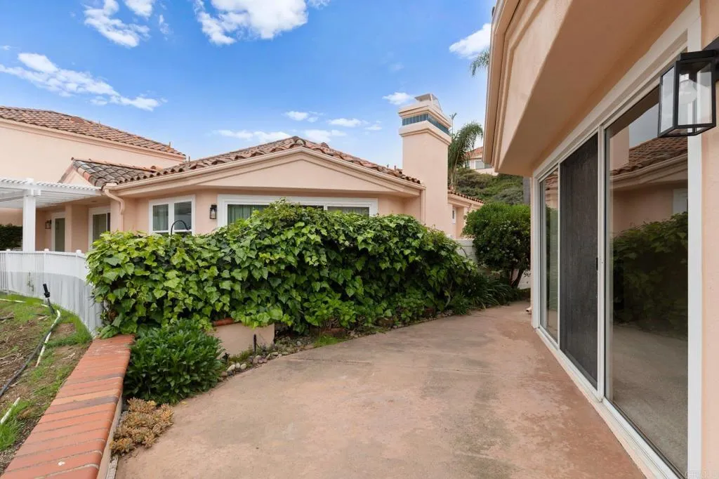 https://cdn.realtyfeed.com/cdn/127/306416390/307c769f3a2365c85b3f0b7012576956.webp
