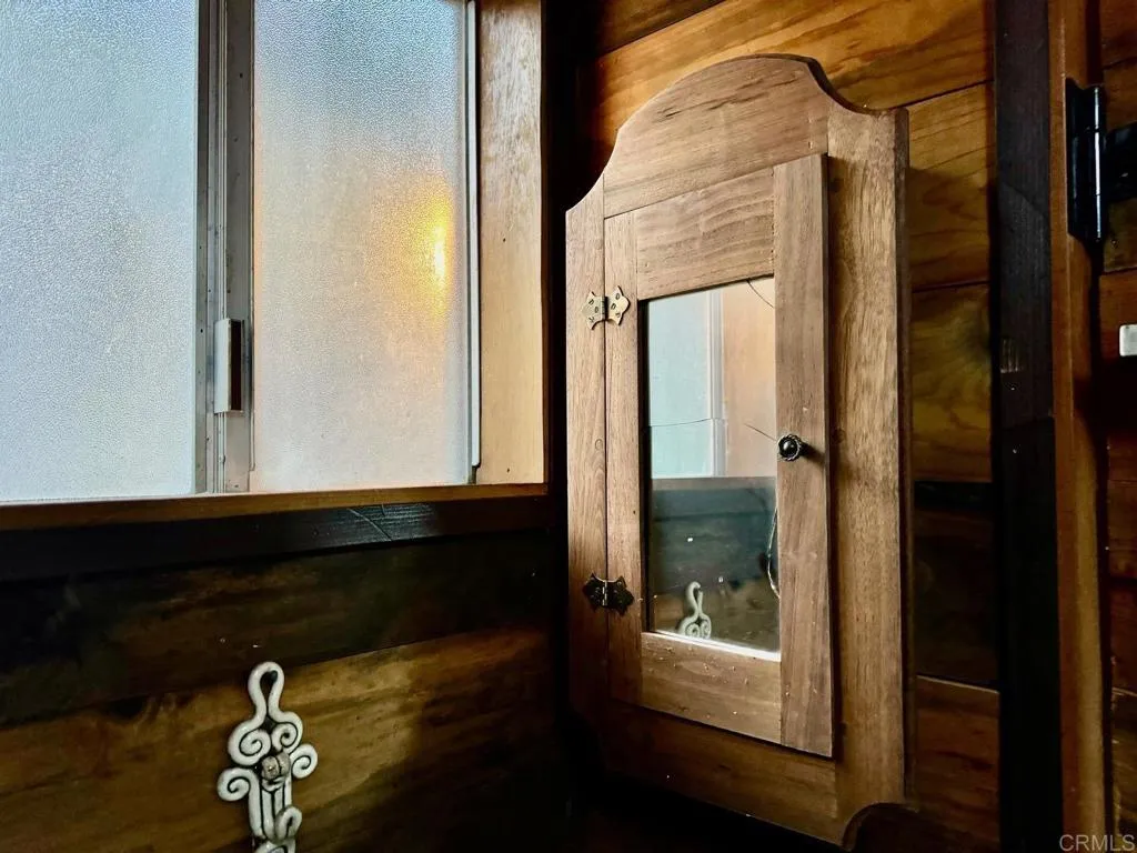 https://cdn.realtyfeed.com/cdn/127/306416507/65ad83aca45f468cad807eec7a878446.webp