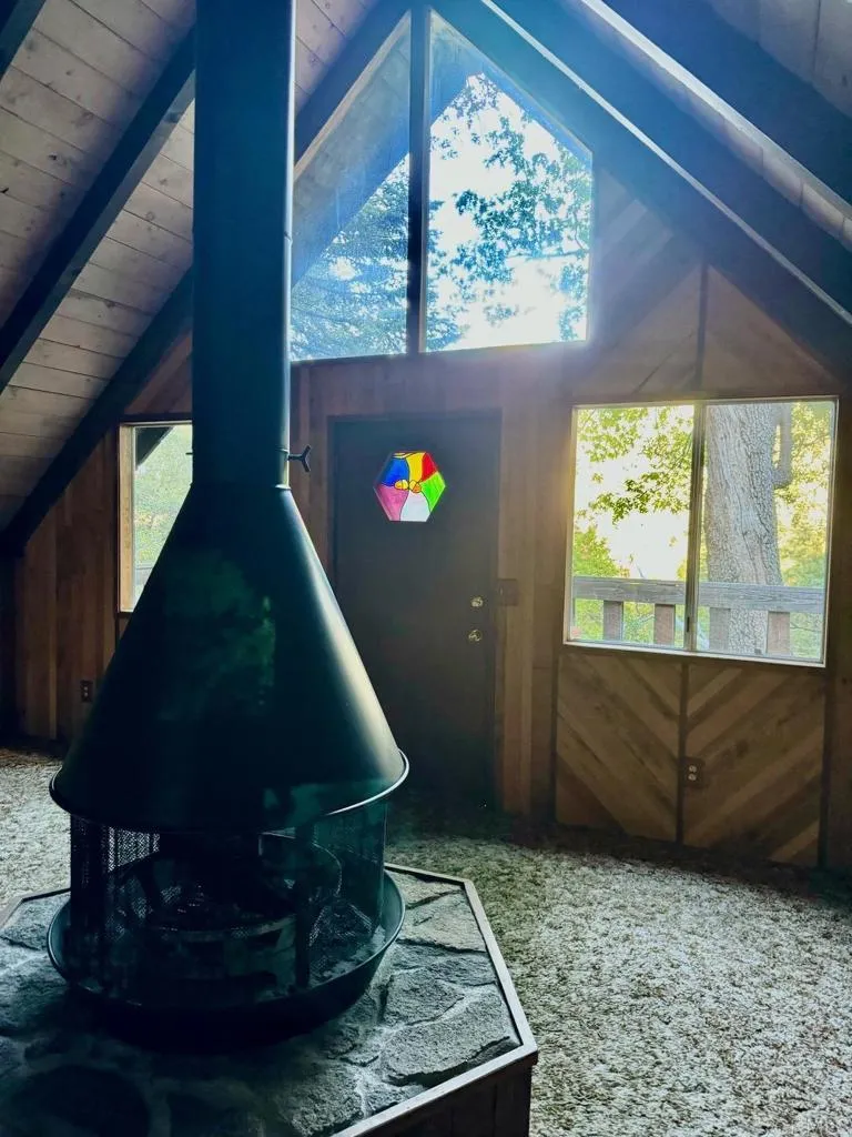 https://cdn.realtyfeed.com/cdn/127/306416507/8ddd04f34bd27894cde8f3c781e57ae9.webp