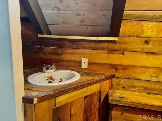 https://cdn.realtyfeed.com/cdn/127/306416507/e0988b5f9e61e60aa86f3355e292591e.webp
