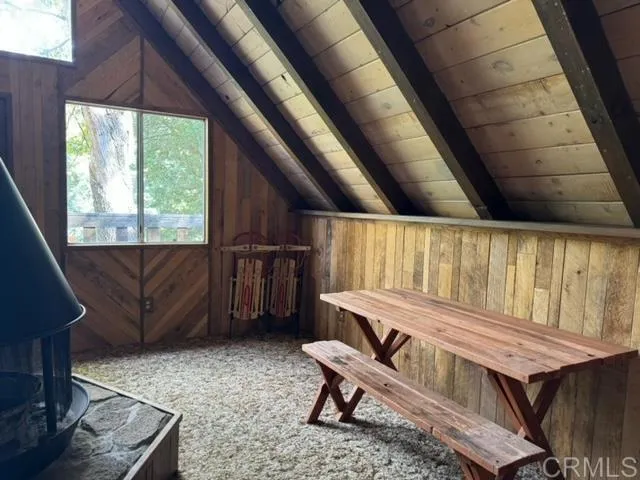 https://cdn.realtyfeed.com/cdn/127/306416507/efdb87e32ba6570499c5ebb77489f9e6.webp
