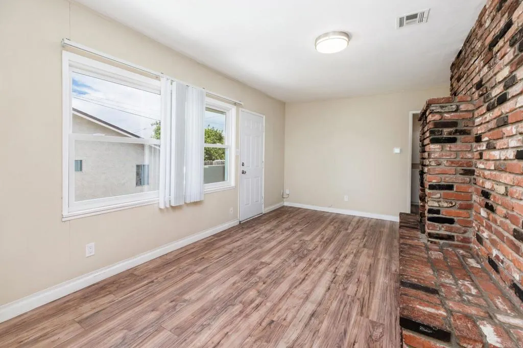 Photo #4: NDP2503724 Listing 