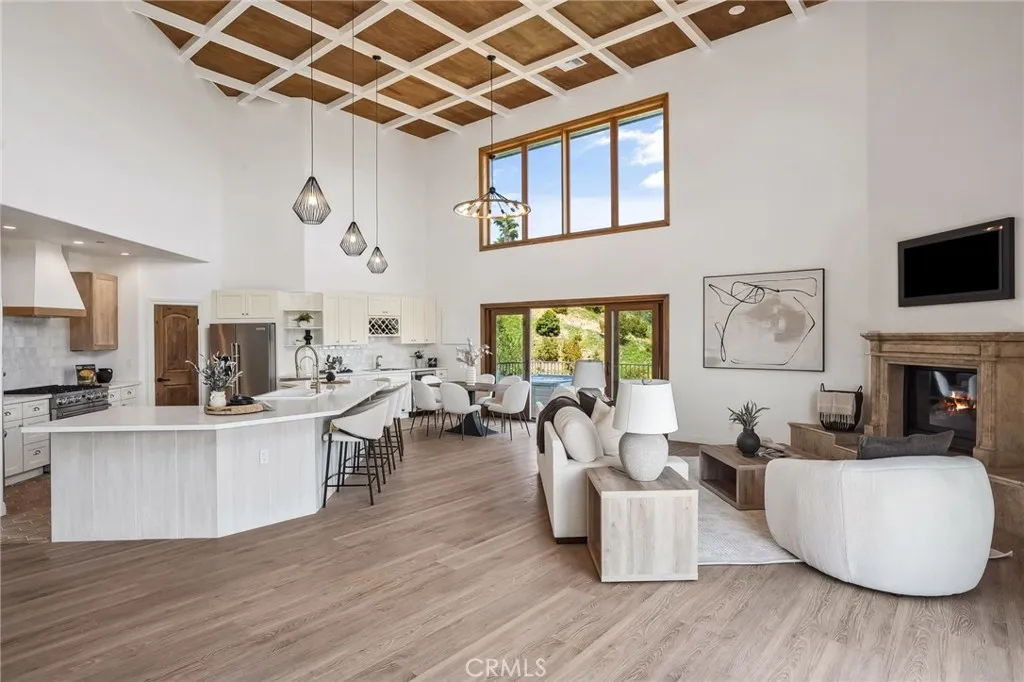 https://cdn.realtyfeed.com/cdn/127/306417037/2ecc02d62131596fe2f0ad3a82d04103.webp