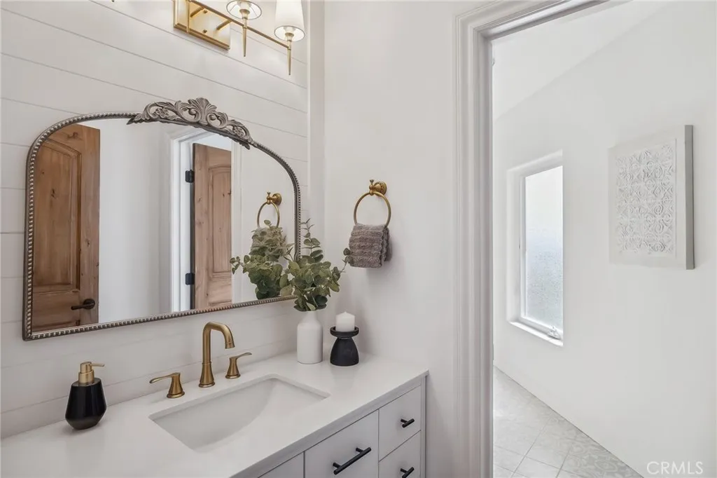 https://cdn.realtyfeed.com/cdn/127/306417037/a3350aec57efd6a9e2b2d6737a11d99a.webp