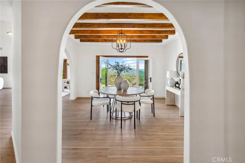 https://cdn.realtyfeed.com/cdn/127/306417037/d9a6c40c700d68c8b167915a7cdeca5e.webp