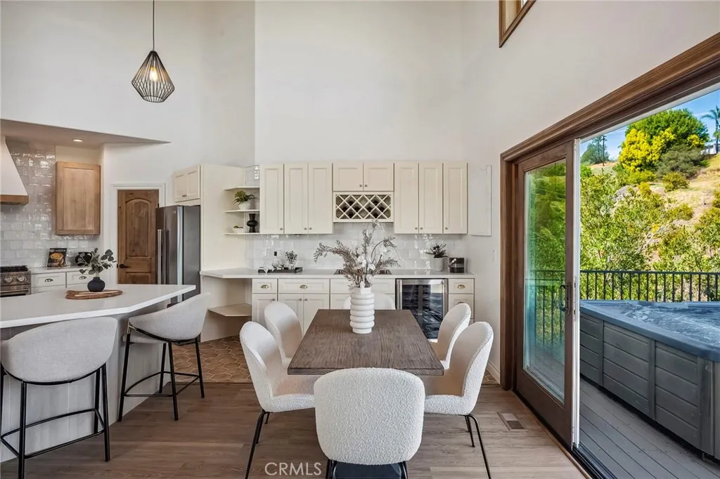 https://cdn.realtyfeed.com/cdn/127/306417037/ea74682c8bb57d96797bb476377be0e8.webp