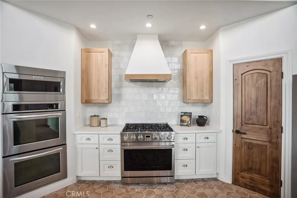 https://cdn.realtyfeed.com/cdn/127/306417037/f624cb6e9a86f5b9374de26f2b6f6fa1.webp