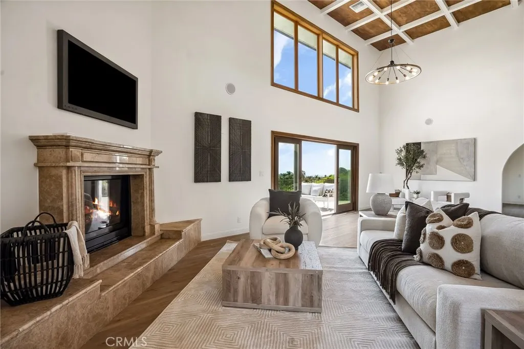 https://cdn.realtyfeed.com/cdn/127/306417037/fd6a3180baeb95914fa9aa0861b04531.webp
