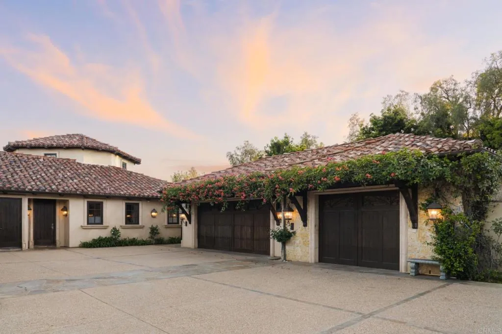https://cdn.realtyfeed.com/cdn/127/306417039/1a9c3390a9bde340eb6adc04dca1b6a1.webp