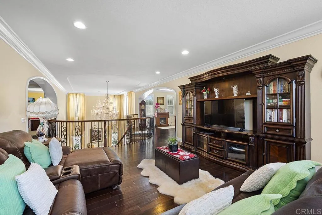 https://cdn.realtyfeed.com/cdn/127/306417164/31addfc68445bd3e6606cf9d7c015319.webp