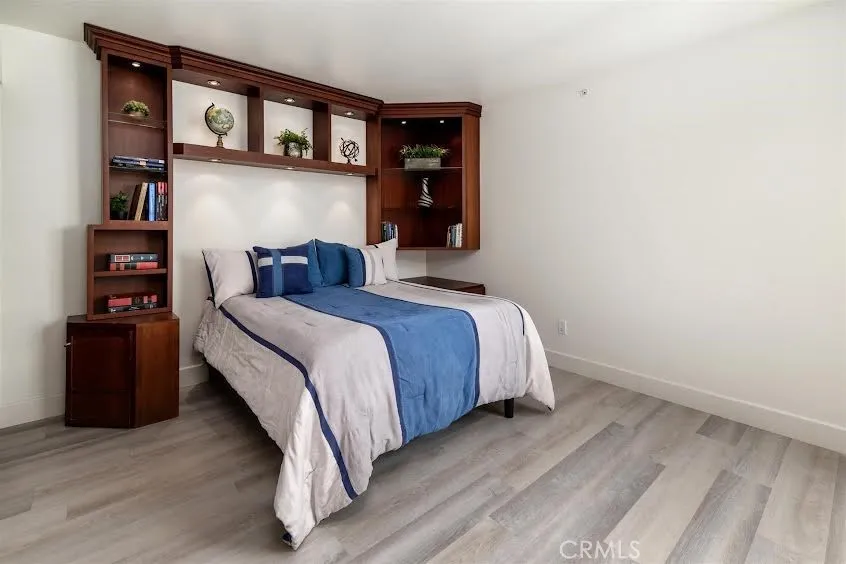 Photo #13: OC25085038 Listing: Photo #13