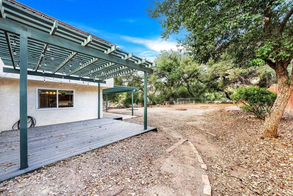 https://cdn.realtyfeed.com/cdn/127/306417196/3d03a35b868ad7636805b8e35cfd7a52.webp