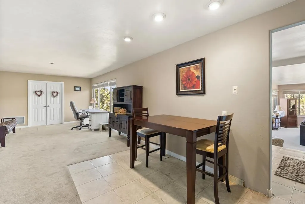 https://cdn.realtyfeed.com/cdn/127/306417326/126fa7ef02d47f0184c96aa69da9a6f1.webp