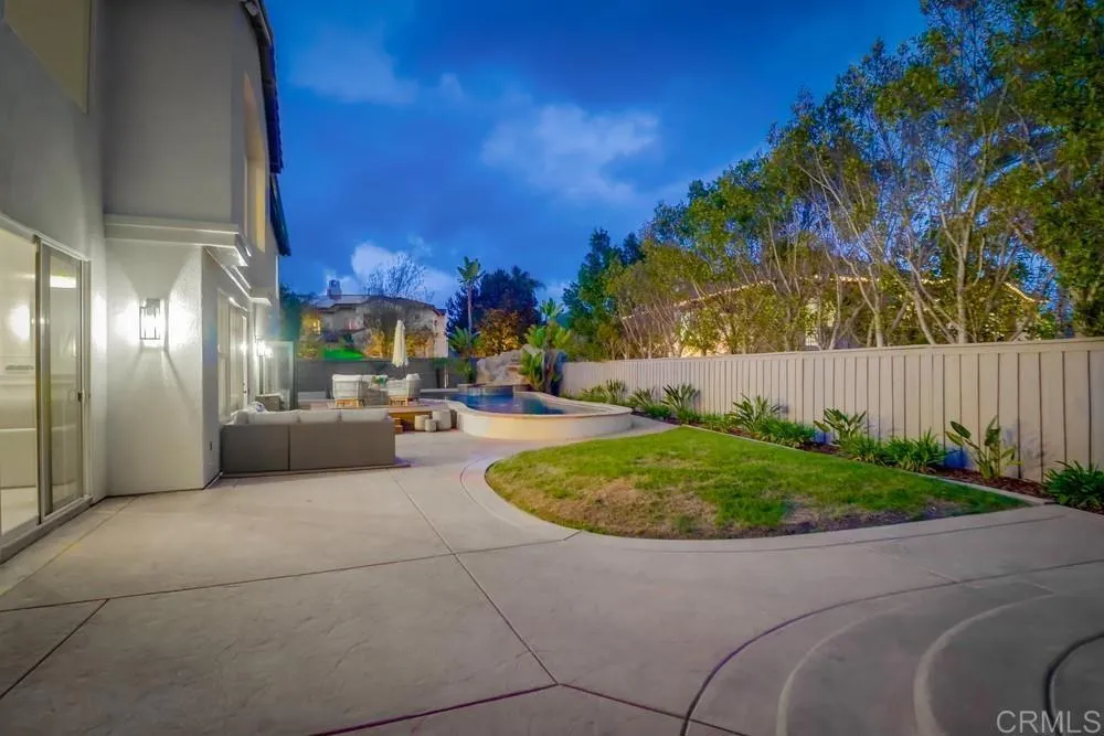 https://cdn.realtyfeed.com/cdn/127/306417505/b2a17a8e224a39cffd527b4eb10ab383.webp