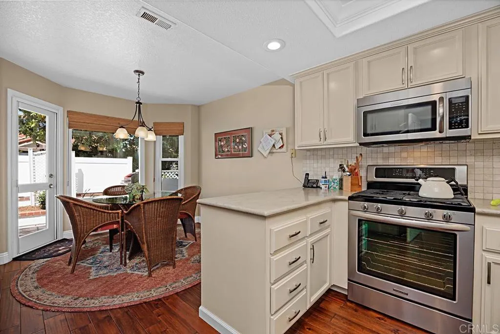 Photo #4: NDP2503775 Listing 