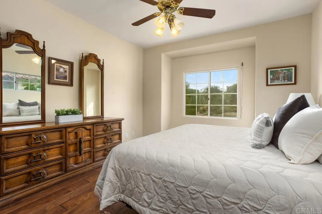 https://cdn.realtyfeed.com/cdn/127/306417556/231554f2cadee9061c340754e6be70e8.webp