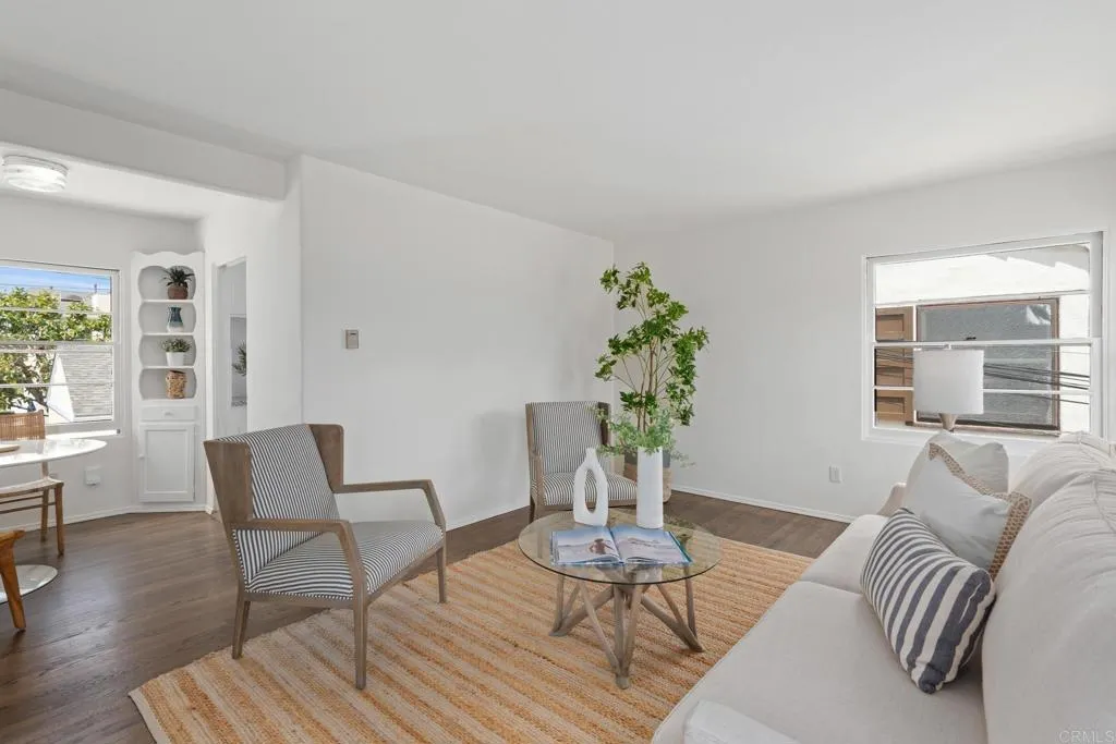 Photo #8: PTP2502755 Listing: Photo #8
