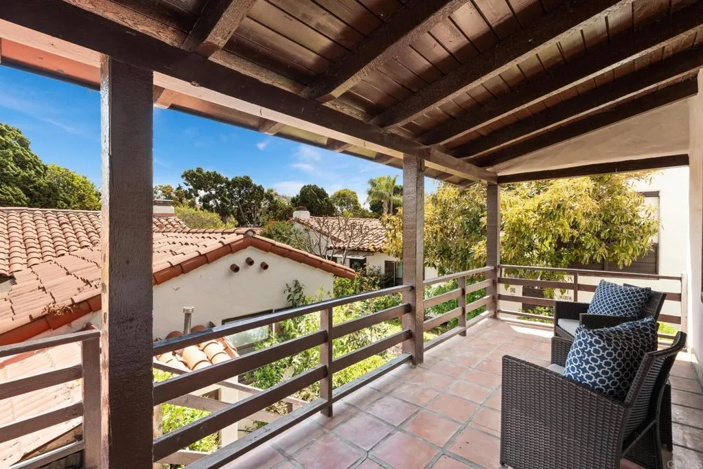 https://cdn.realtyfeed.com/cdn/127/306417751/f3d192a4179bdfc9faff6d59f6b1c7b7.webp