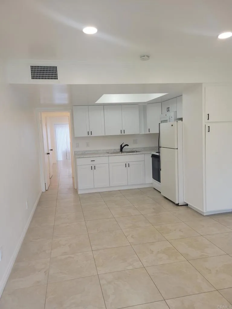 Photo #3: NDP2503789 Listing 