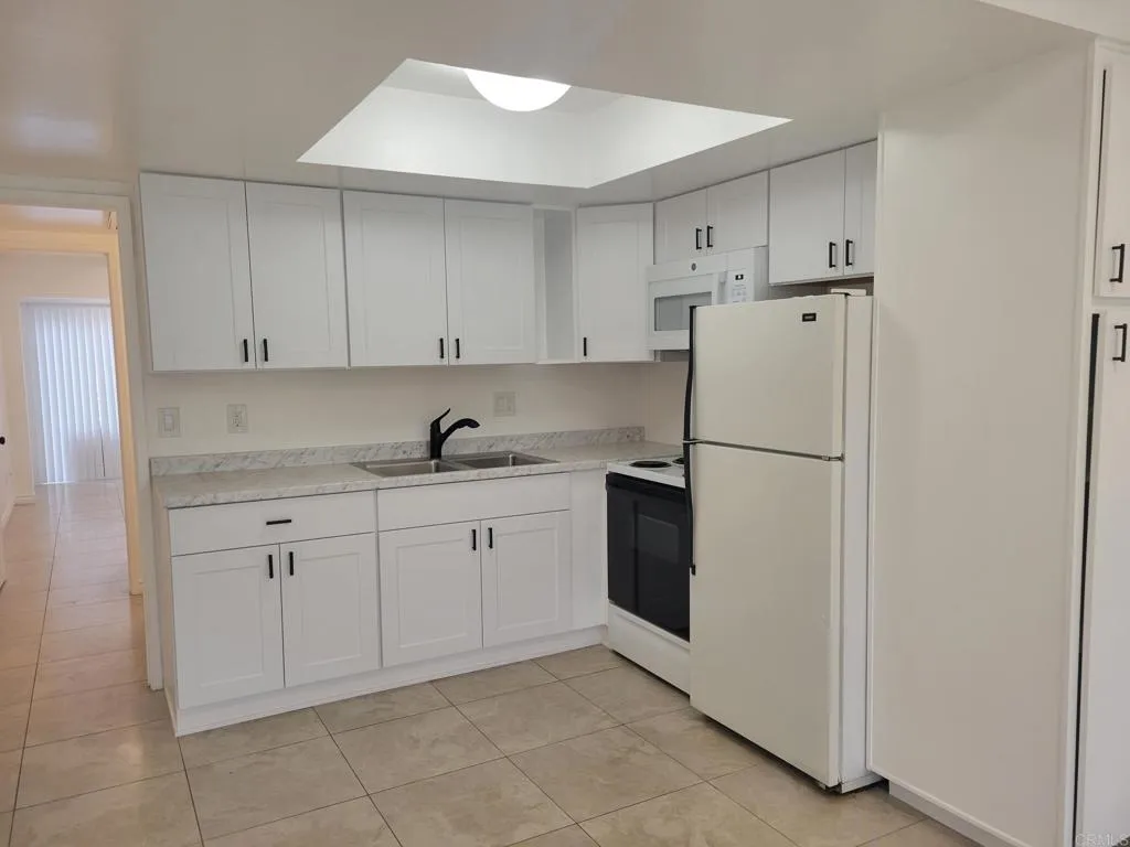 Photo #5: NDP2503789 Listing 