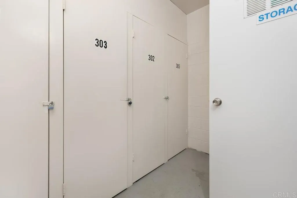 https://cdn.realtyfeed.com/cdn/127/306417896/90e56a81f8fcd1bb6bebab2057371e78.webp