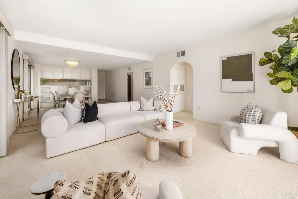https://cdn.realtyfeed.com/cdn/127/306417896/c88c81fcb01224c710d759fd540dcbe3.webp